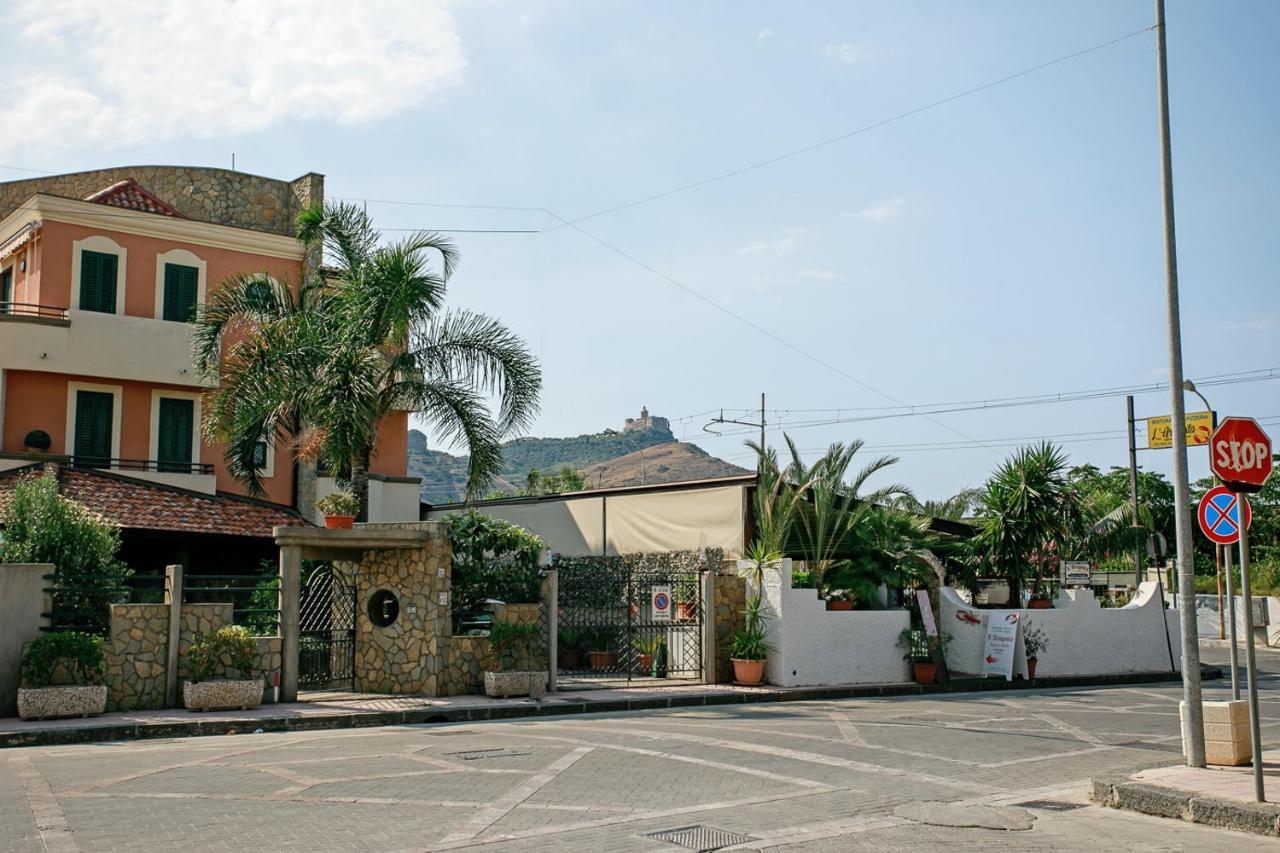 Dolce Dimora Vila Oliveri Exterior foto